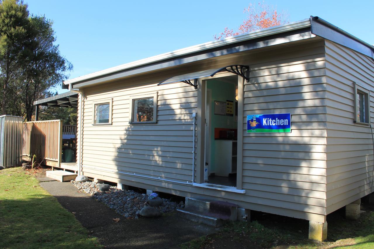 Turangi Holiday Park ภายนอก รูปภาพ